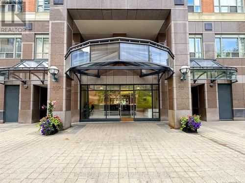 #708 - 887 Bay Street, Toronto, ON 