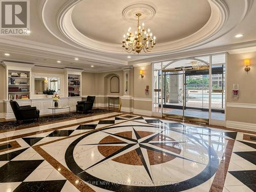 #708 - 887 Bay Street, Toronto, ON 
