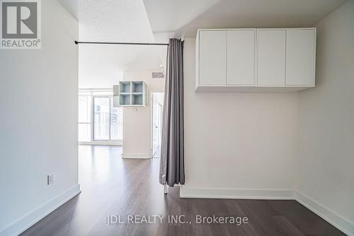 2309 - 30 Roehampton Avenue, Toronto, ON 
