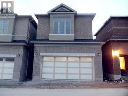 29 APPLEGATE DRIVE East Gwillimbury, ON L9N 0R2