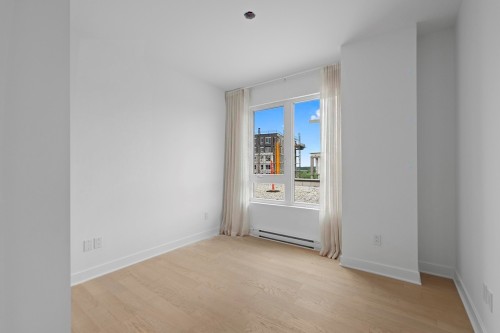 Bedroom - 705-138 Rue Léo-Major, Sainte-Anne-De-Bellevue, QC - Indoor Photo Showing Other Room