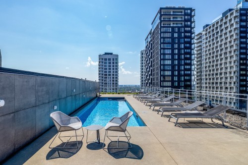 Pool - 407-1265 Rue Lambert-Closse, Montréal (Ville-Marie), QC - Outdoor With In Ground Pool