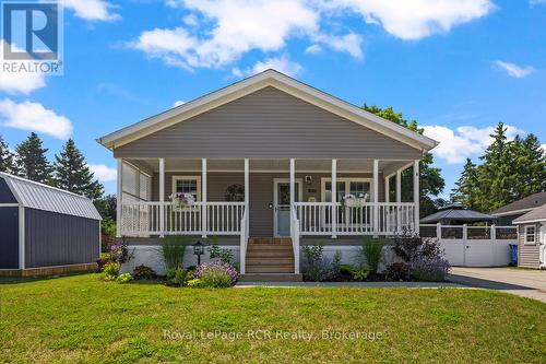 206 SPRUCE DRIVE  West Grey, ON N4N 3B8