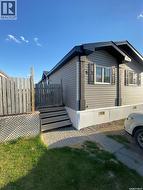 9 Golfview CRESCENT  Kindersley, SK S0L 1S1