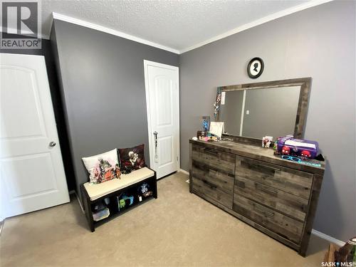 9 Golfview Crescent, Kindersley, SK 