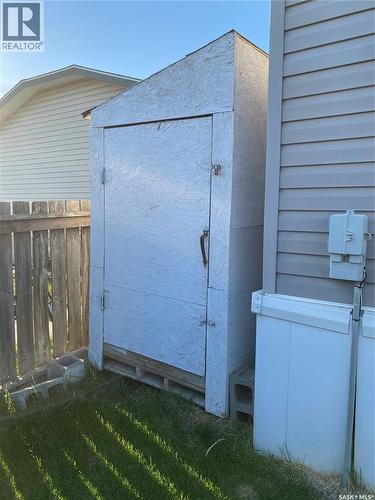 9 Golfview Crescent, Kindersley, SK 