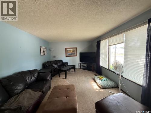 514 Main Street Sw, Eston, SK 