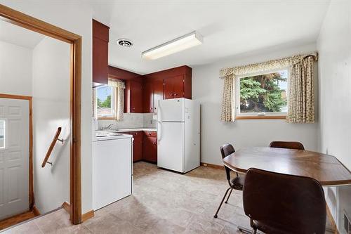 801 Government Ave, Winnipeg, MB 