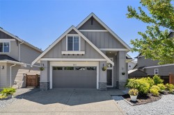 1121 Smokehouse Cres  Langford, BC V9C 0M6