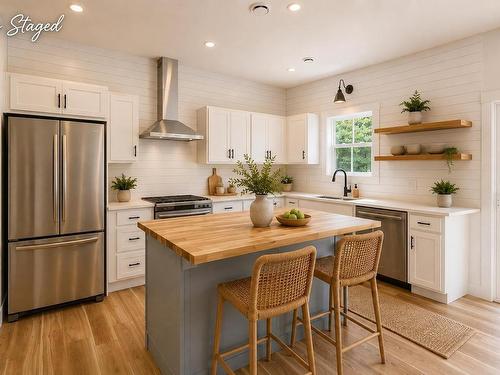 496 Highland Avenue, Windsor, NS - Indoor Photo Showing Kitchen With Upgraded Kitchen