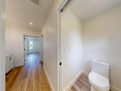 496 Highland Avenue, Windsor, NS - Indoor