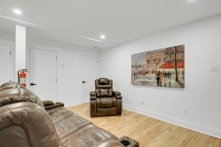 Family Room - 