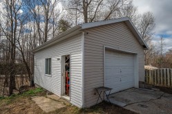 Garage - 