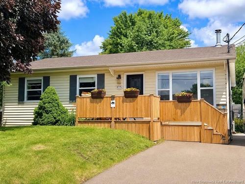625 Rue Latour, Dieppe, NB 