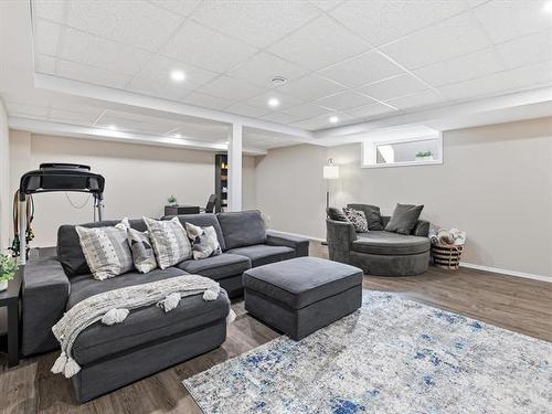 67 Otter Lake Pl, Winnipeg, MB 