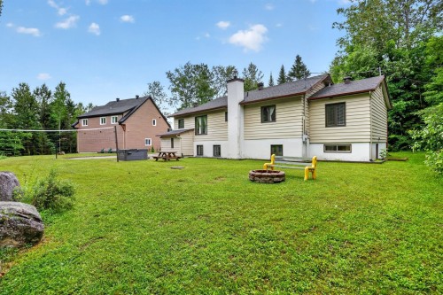 Back of Structure - 1130Z Ch. De La Montagne, Sainte-Agathe-Des-Monts, QC 