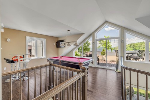 Mezzanine - 18 7E Rue, Fossambault-Sur-Le-Lac, QC - Indoor Photo Showing Other Room
