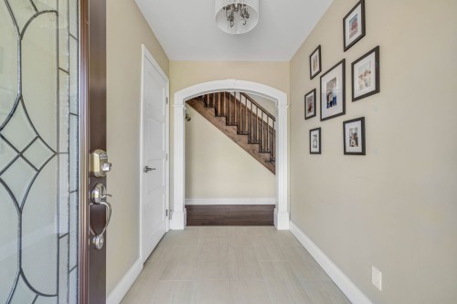 Hall d'entrée/Vestibule - 18 7E Rue, Fossambault-Sur-Le-Lac, QC - Indoor Photo Showing Other Room