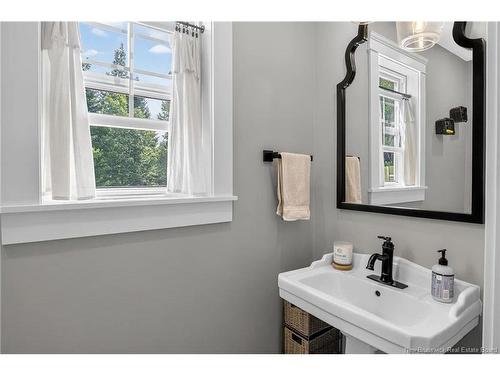 6 Donald Rd, Rothesay, NB 