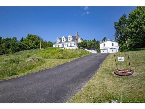 6 Donald Rd, Rothesay, NB 