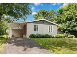 428 Pederson CRES  Fredericton, NB E3B 2Z2
