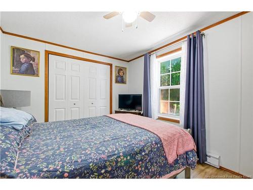 198 Lake Drive, Minto, NB 
