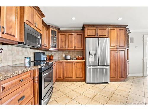 51 Bayshore Dr, Bathurst, NB 