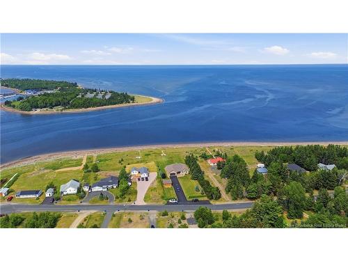 51 Bayshore Dr, Bathurst, NB 