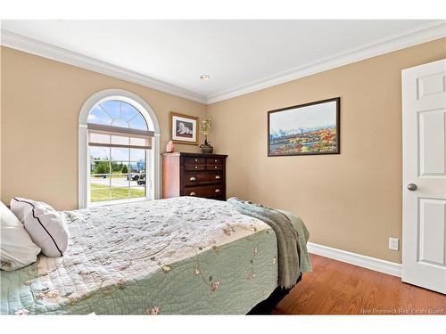51 Bayshore Dr, Bathurst, NB 