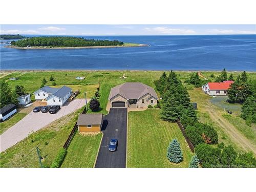 51 Bayshore Dr, Bathurst, NB 