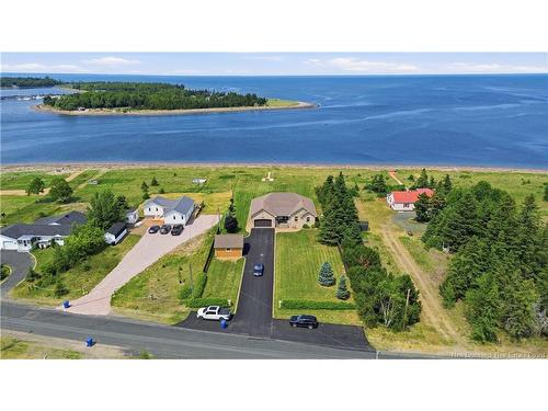 51 Bayshore Dr, Bathurst, NB 