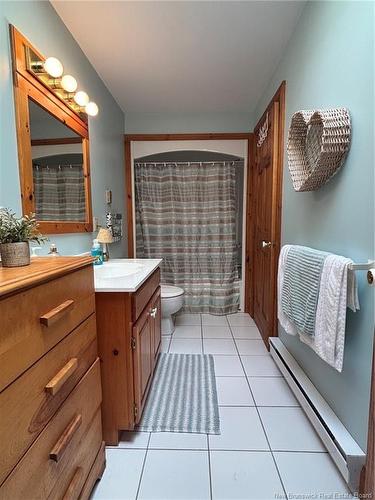 106 Lakeside Dr, Bayside, NB 