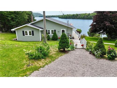 106 Lakeside Dr, Bayside, NB 