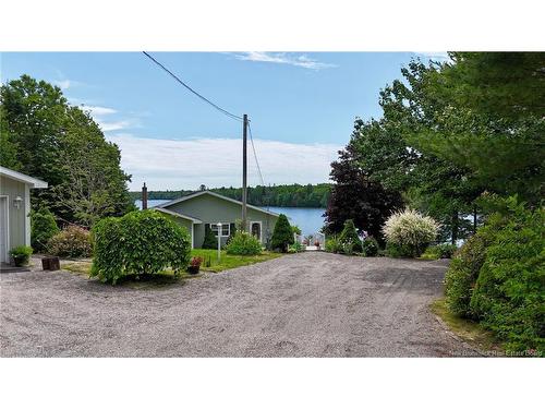 106 Lakeside Dr, Bayside, NB 