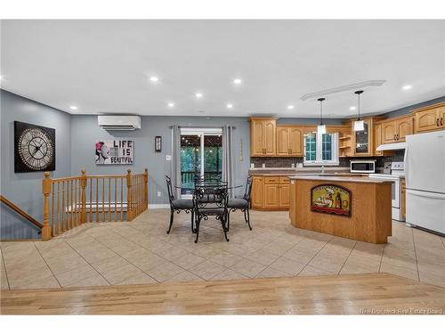 60 Anik Cres, Dieppe, NB 
