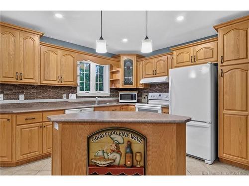 60 Anik Cres, Dieppe, NB 