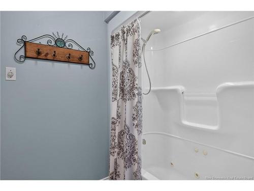 60 Anik Cres, Dieppe, NB 