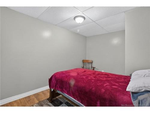 60 Anik Cres, Dieppe, NB 