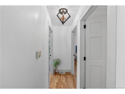 31 Hills Rd, Oak Bay, NB 