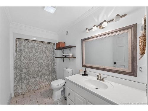 31 Hills Rd, Oak Bay, NB 