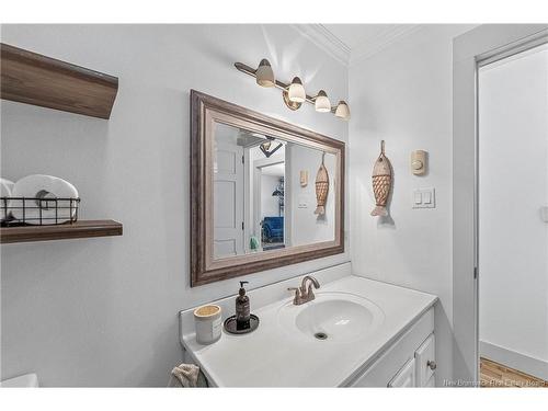 31 Hills Rd, Oak Bay, NB 