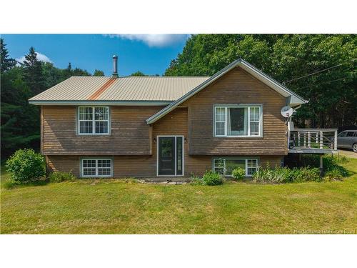 31 Hills Rd, Oak Bay, NB 