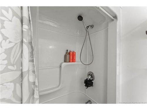 31 Hills Rd, Oak Bay, NB 