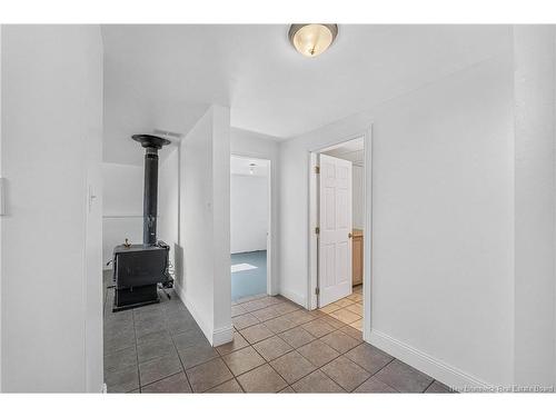 31 Hills Rd, Oak Bay, NB 