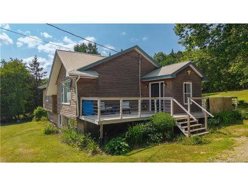 31 Hills Rd, Oak Bay, NB 
