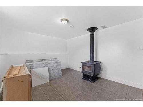 31 Hills Rd, Oak Bay, NB 