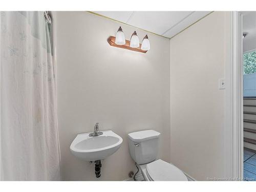 31 Hills Rd, Oak Bay, NB 