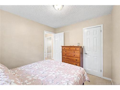 40 Nottingham St, Fredericton, NB 