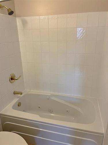 50 Gascon Rd, Winnipeg, MB 
