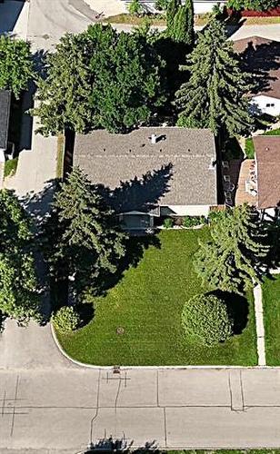 50 Gascon Rd, Winnipeg, MB 